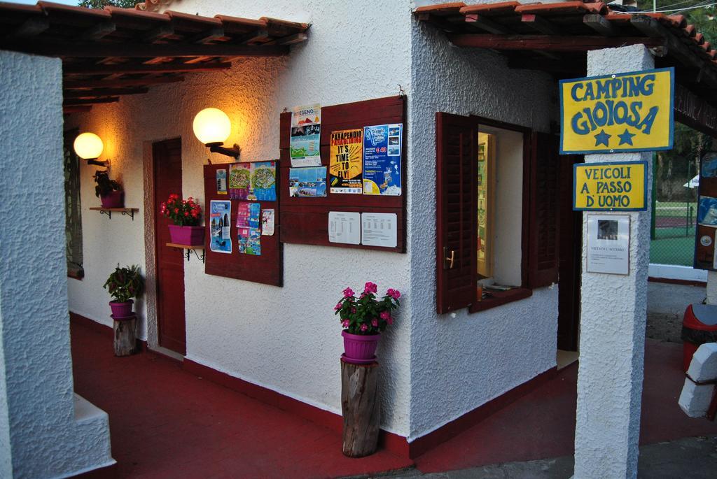 Camping B&B Gioiosa ジョイオーザ・マレーア エクステリア 写真