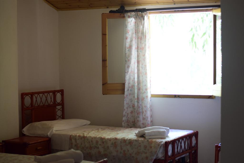 Camping B&B Gioiosa ジョイオーザ・マレーア エクステリア 写真