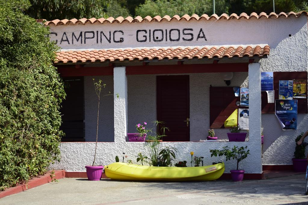 Camping B&B Gioiosa ジョイオーザ・マレーア エクステリア 写真