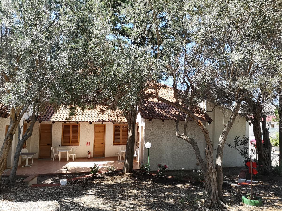 Camping B&B Gioiosa ジョイオーザ・マレーア エクステリア 写真